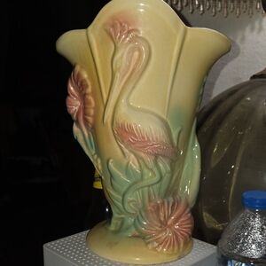 Mid Century Modern Embossed Vintage Hull Pottery "Heron" Ceramic Vase From 1940s